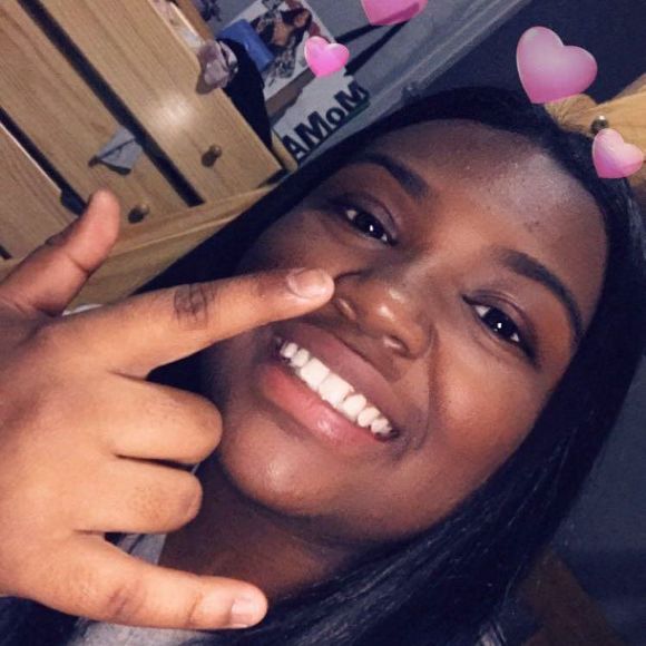 Meet your Posher, Jenna - Picture 1 of 1